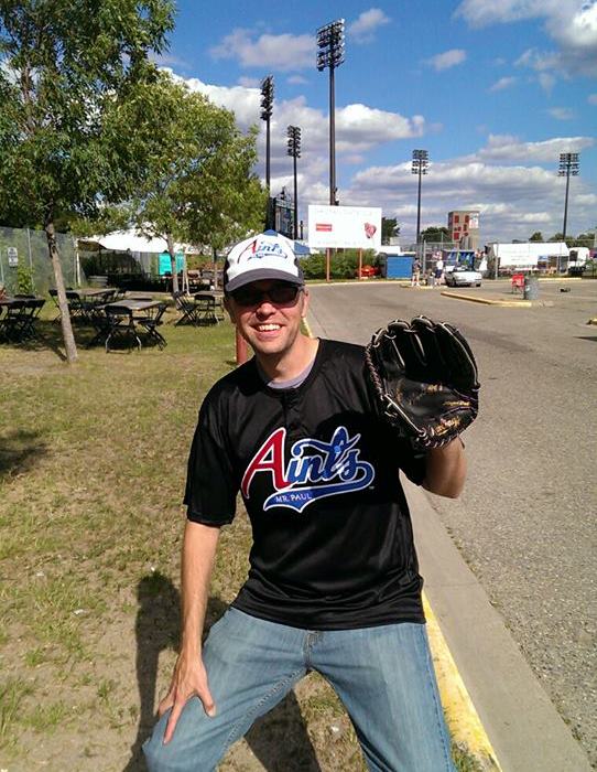 eric aints glove-1